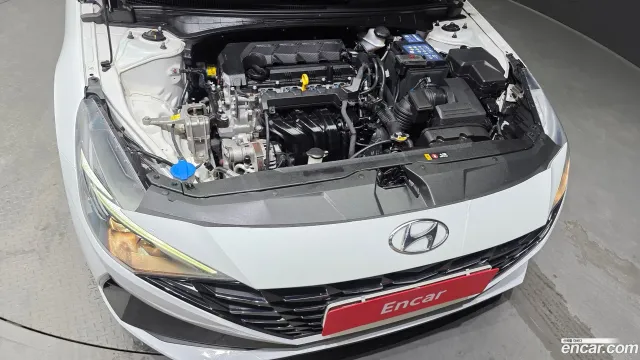 Hyundai Elantra (Avante)