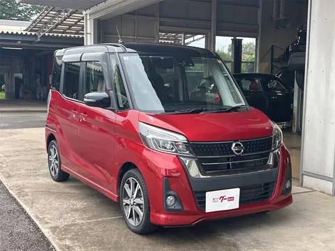 Nissan Dayz Roox