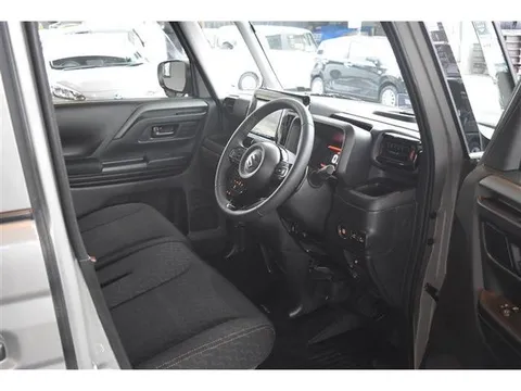 Suzuki Spacia Gear