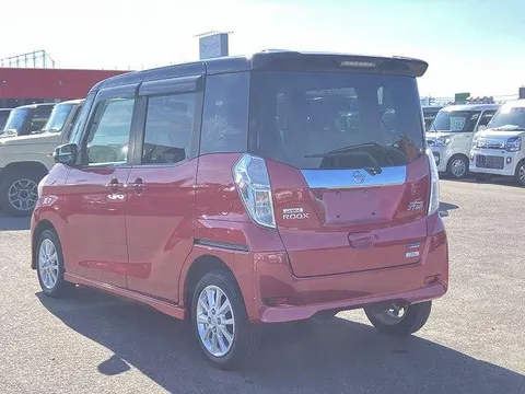 Nissan Dayz Roox