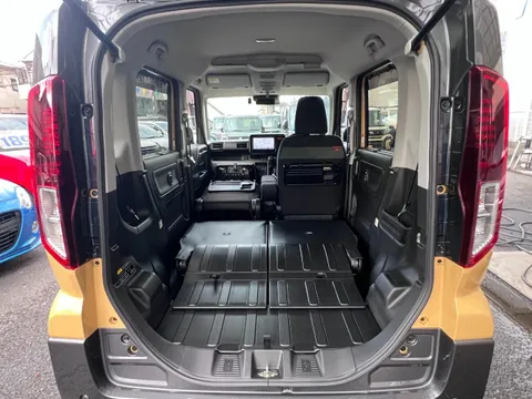 Suzuki Spacia Gear