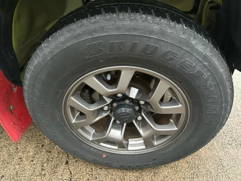 Suzuki Jimny Sierra