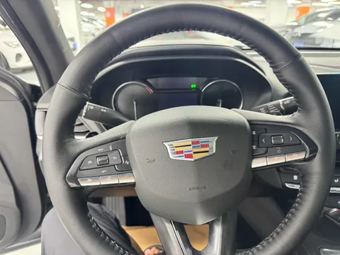 Cadillac CT4