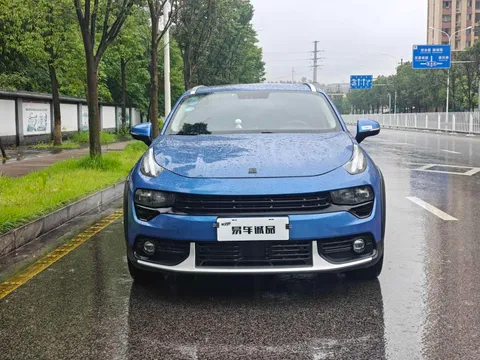Lynk & Co Lynk & Co 02