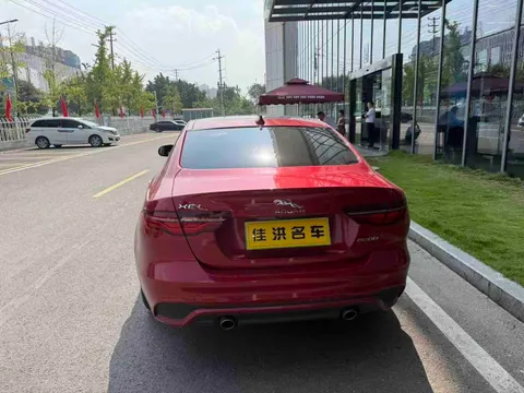 Jaguar XEL