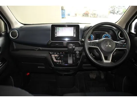 Mitsubishi eK X