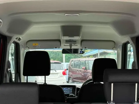 Suzuki Spacia Custom