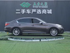 Infiniti Q50L