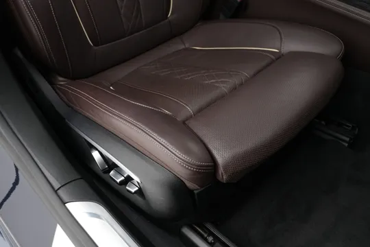 BMW BMW