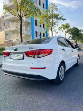 Kia K2
