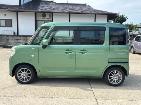 Suzuki Spacia