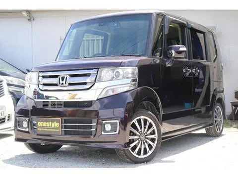 Honda N-BOX Custom