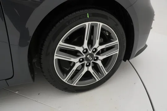 Kia Cerato (K3)