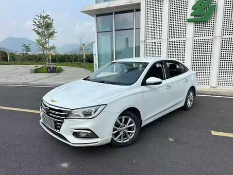 Roewe i5