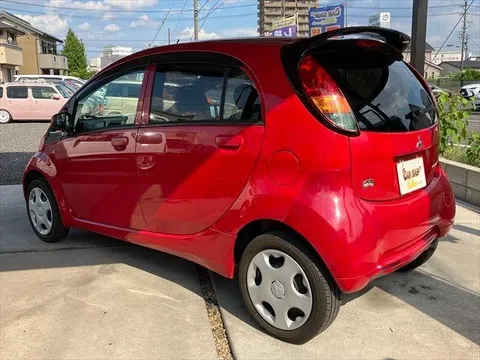 Mitsubishi I