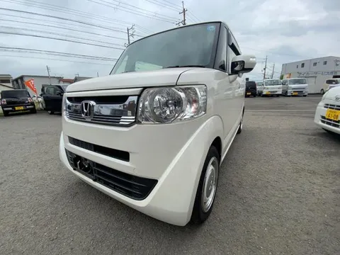 Honda N-BOX Slash