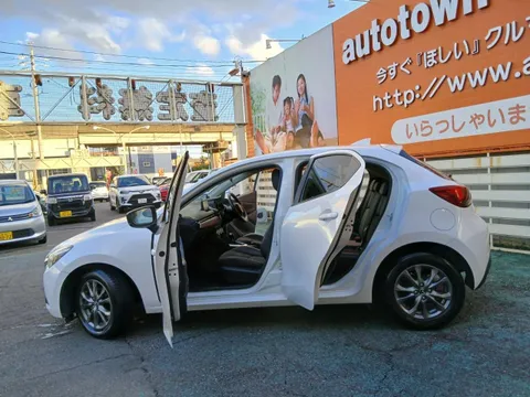 Mazda Mazda2 (Demio)
