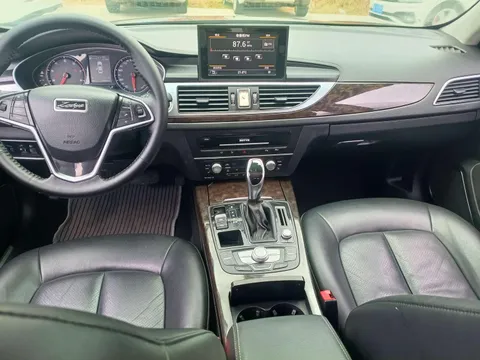 Zotye Z700