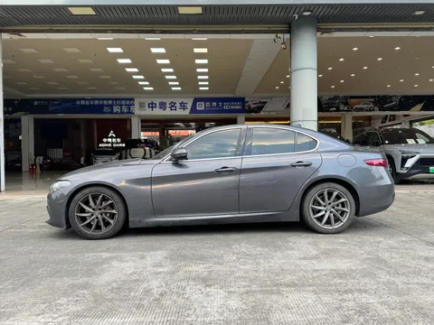 Alfa Romeo Giulia