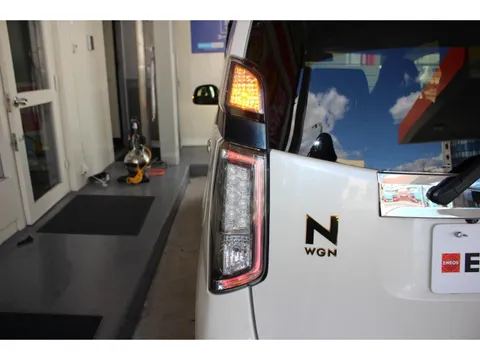 Honda N-WGN Custom