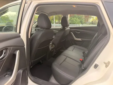 Venucia T90