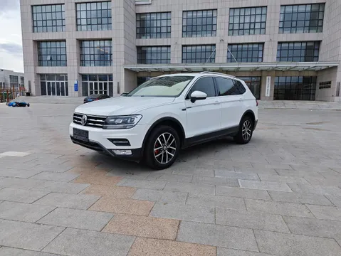 Volkswagen Tiguan L