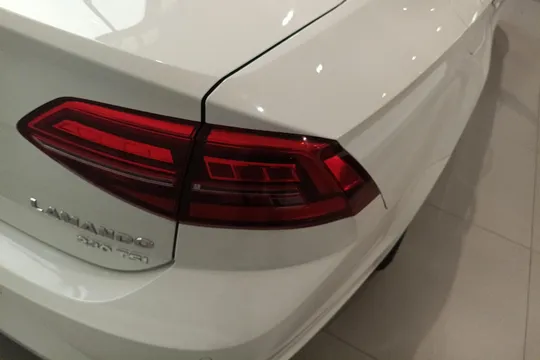 Volkswagen Lamando