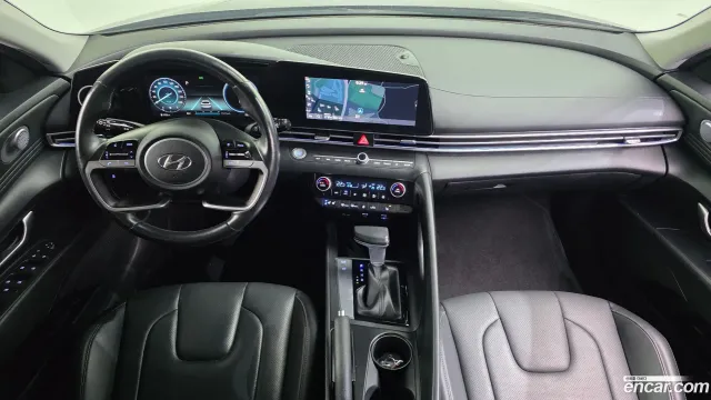 Hyundai Elantra (Avante)