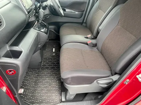 Mitsubishi eK X Space