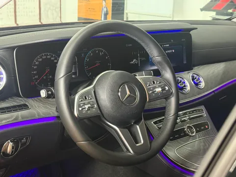 Mercedes-Benz Mercedes-Benz CLS