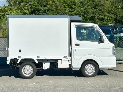 Nissan Clipper Truck