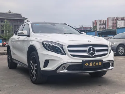 Mercedes-Benz Mercedes-Benz GLA