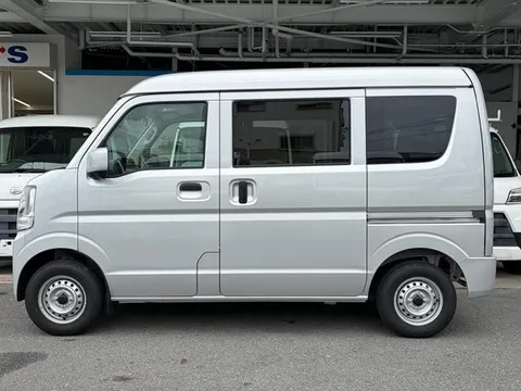 Nissan Clipper