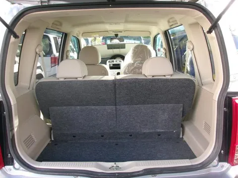 Nissan Otti