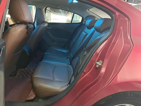 Mazda Mazda 3