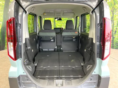 Suzuki Spacia Gear