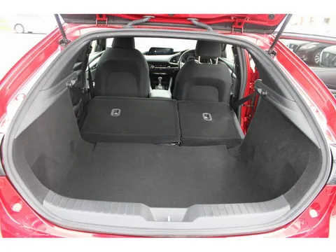 Mazda MAZDA3 Fastback