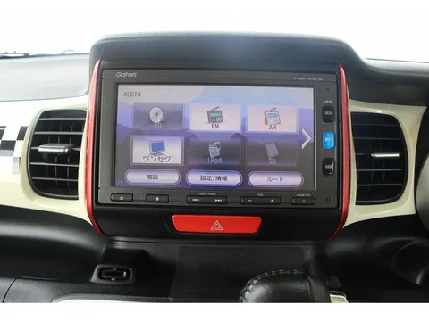 Honda N-BOX Slash