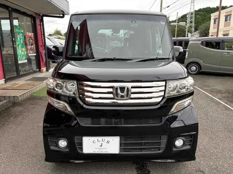 Honda N-BOX Plus Custom