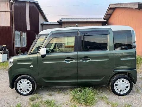 Suzuki Spacia