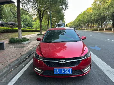 Chery Arrizo 5