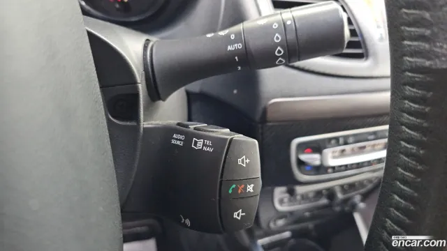 Renault SM3