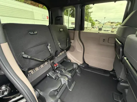Honda N-BOX Joy