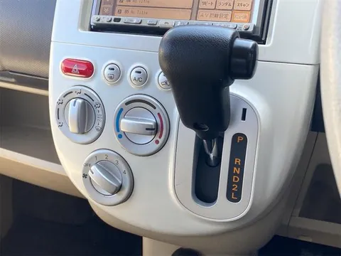 Nissan Otti
