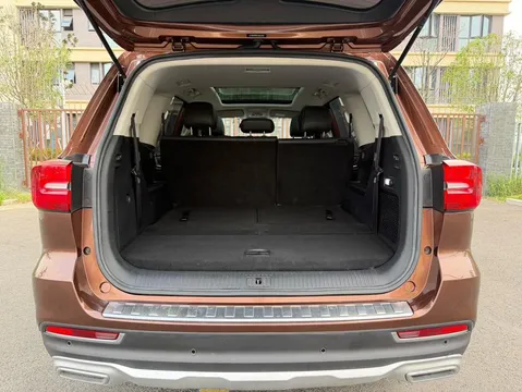 Roewe RX8