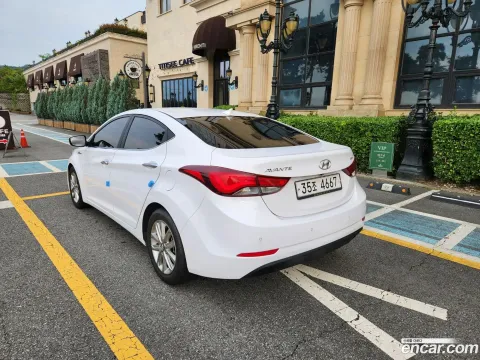 Hyundai Elantra (Avante)