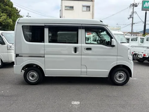 Nissan Clipper
