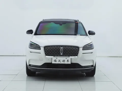 Lincoln Corsair