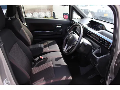 Suzuki Wagon R Stingray