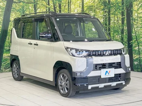 Mitsubishi Delica Mini